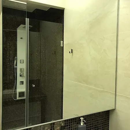 Апартаменти Lux Tudor Arghezi *